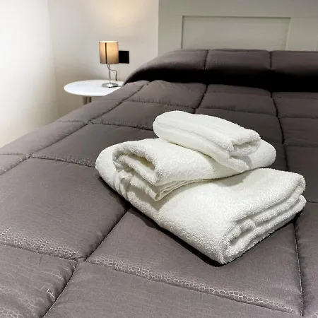 Business Via Isonzo Bed & Breakfast *